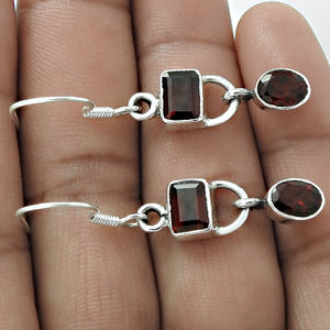 ต่างหูโกเมนสีแดงธรรมชาติสำหรับผู้หญิงเครื่องประดับทำด้วยมือดีไซน์ทันสมัย925เงินสเตอร์ลิง - Product Image 2