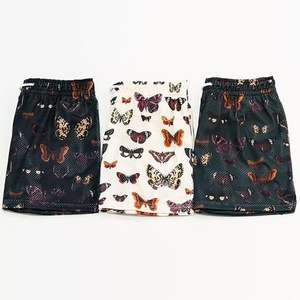 Shorts de basket-ball pour hommes avec impression par sublimation personnalisée, shorts de sport décontractés, shorts de course à pied avec impression graphique en mesh - Product Image 3