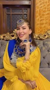 Robe Afghani Kuchi pour femmes élégante Robe de mariage respirante avec détails en dentelle Tissu de haute qualité Vêtements de fête de mariée - Product Image 4