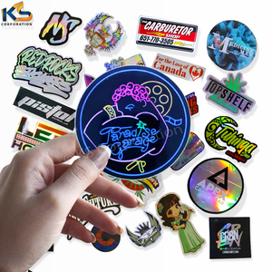 สติกเกอร์ตกแต่งไวนิลพิมพ์ลาย UV เป็นมิตรกับสิ่งแวดล้อมโลโก้ที่กำหนดเองทนทานและติดทนนาน - Product Image 2