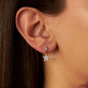 Pendientes Colgantes Hallmark Silver Twinkle Charm: Accesorio de Moda Elegante y Distintivo - Product Image 1
