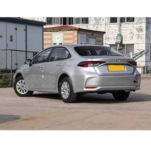 Hunter 2021 Warrior Pilot Edition, Motor Dual, Tracción en las Cuatro Ruedas, Semiautomático, Asientos Oscuros 360, Techo Panorámico, Extra Largo - Product Image 3