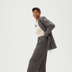 Pantalones de chándal de alta calidad para mujer, tela de algodón suave, ajuste relajado, cintura elástica, pantalones Jogger adecuados para gimnasio - Product Image 4