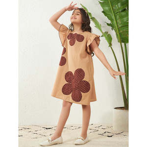 Vestido de Verano Mini para Niñas Bugandbees, Color Beige, Algodón y Gasa, Corte en A, con Apliques de Puntos, Mangas con Volantes, Cuello Redondo - Product Image 3