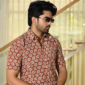 Camisa Casual de Manga Larga 100% Algodón para Hombre, Ropa de Verano para Resort, Hecha a Mano, Ecológica, Transpirable, Estampada, Personalizable ODM - Product Image 1