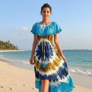 Robe de plage bohème en coton à épaules volantées, à imprimé tie-dye turquoise aquatique, à coupe asymétrique, pour les vacances d'été, vêtements de plage colorés - Product Image 1