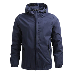Chaqueta Softshell Personalizada de Alta Calidad para Hombre 2025, Cortavientos, Transpirable, con Capucha, Manga Larga, Cierre de Cremallera, con el Último Diseño - Product Image 3