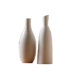 Florero de hierro hecho a mano con acabado dorado moderno al por mayor, decoración de boda con logotipo personalizado para el hogar y el hotel, tendencia reciente - Product Image 6