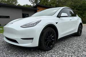 Tesla Model Y Long Range AWD Plus 2022 Usado en Excelentes Condiciones, Sin Accidentes, Volante a la Izquierda/Derecha - Product Image 5