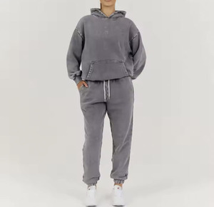 Sudadera con Capucha Unisex de Forro Polar Grueso Personalizada 2025, Estilo Holgado, Tinte Liso, Ajuste Regular, Nueva Tendencia de Invierno - Product Image 3