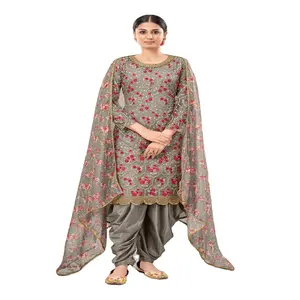 パキスタンのインドのパーティーウェアの結婚式またはカジュアルな女性のドレスの新着 | Salwar Kameez Georgette Kurtiコレクション2023 SURAT