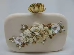 Mini pochette moderne en résine pour mariage à la maison disponible par Crescent Crafts - Product Image 5