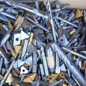 Chatarra de carburo de tungsteno de primera calidad, recurso para reutilización industrial que ofrece una fuerte dureza y consistencia de rendimiento - Product Image 2