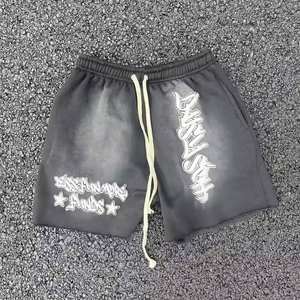 Short confortable pour homme Broderie 3D personnalisée OEM pour streetwear ou vêtements promotionnels - Product Image 3