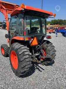 Tractor Kubota L4760 2013, 49-99 HP, Cargador Frontal, Retroexcavadora, Motor Diésel de 4 Cilindros, 4x4, Carga Nominal de 8 Toneladas, Mejor Precio en el Reino Unido - Product Image 5