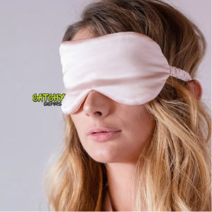 Masque pour les yeux de sommeil à logo personnalisé Masque pour les yeux de sommeil en satin de soie à la mode doux de luxe avec 35 couleurs pour cadeau de sommeil et de beauté de spa - Product Image 1
