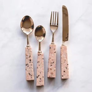 Cubiertos de regalo de Navidad de estilo americano, juego de cubiertos de acero inoxidable con mango de resina, vajilla pulida con espejo - Product Image 3