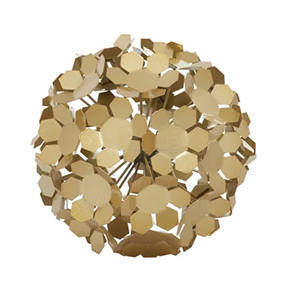 Sculpture en boucle dorée décorative en métal pour le salon, la chambre et la décoration intérieure. - Product Image 6