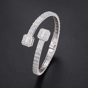 Unisexe 925 Sterling Silver VVS1 Baguette Cut Moissanite Diamond Bangle pour Femmes & Hommes Hip Hop Bijoux pour Cadeau - Product Image 3