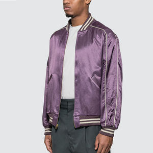 Producto de Venta caliente Chaqueta de satén para hombre para ropa informal Nueva mejor llegada Chaqueta de temporada de invierno de satén de Estilo Vintage para hombres - Product Image 3