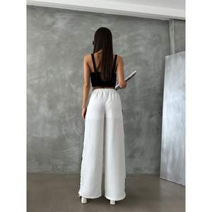 กางเกงขายส่งสำหรับผู้หญิงรุ่น Topshow ลายครีมสโตน - Product Image 1