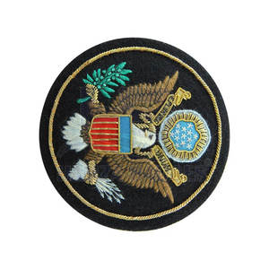 Badges de broderie de nouvelle conception de haute qualité Badges en tissu à coudre à bas prix fabriqués au Pakistan - Product Image 3