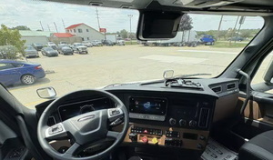 Best!! HeavyDuty SleeperCab SemiTruck Tractor 6x4 Highway LongHaul Diesel <b>Prime</b> MoverWhite Aerodynamic Commercial TransportTruck - Product Image 5