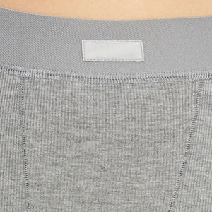 Leggings en coton biologique pour femmes avec tissu durable de haute qualité, idéal pour le yoga et les vêtements de sport en vente en gros - Product Image 5