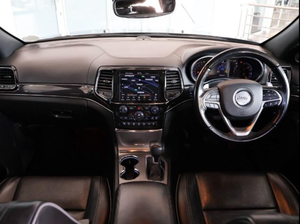 รถจี๊ปแกรนด์เชโรกี ปี 2022 รุ่น 3.6 Over-land พวงมาลัยขวา คุณภาพดี ราคาประหยัด มือสอง - Product Image 2