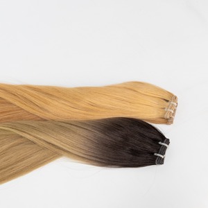 GENIUS WEFTS ต่อผมจากผู้บริจาคเพียงคนเดียว 100% หนังกําพร้าชิดชิดต่อต่อผมที่ราบรื่นและติดทนนาน