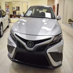 Camry S E Nightshade 2024, Tracción Delantera, Turbo, Asientos de Cuero, Techo Panorámico, Bajo Kilometraje, Precio de Stock, Listo para Envío - Product Image 1