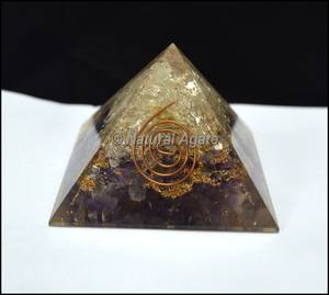 Pyramide d'orgonite tendance en quartz rose, vie de fleur, en ligne - Product Image 4
