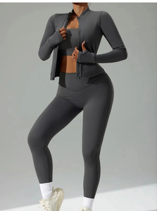 ชุดออกกำลังกายในโรงยิมชุดเล่นฟิตเนสของผู้หญิงชุดเล่นโยคะไร้ตะเข็บออกแบบเป็นช่องโลโก้ได้ตามต้องการสำหรับ2025 - Product Image 5