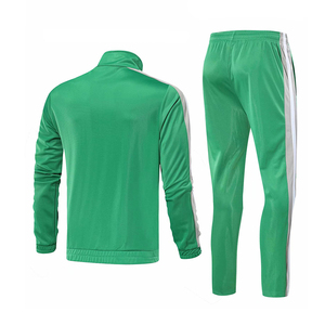 2025 personalizado de secado rápido de poliéster de nailon 2 piezas Jogger conjunto cortavientos deportes al aire libre entrenamiento chándales conjunto para hombres OEM - Product Image 2