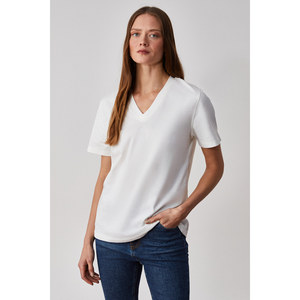 GRIMELANGE ALINE Camiseta de cuello en V profundo 100% algodón orgánico para mujer, ajuste cómodo - Product Image 3