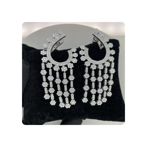 Boucles d'oreilles en diamant CVD de haute qualité en or 14 carats, bijoux exquis pour tenues décontractées, formelles et événements du soir - Product Image 1