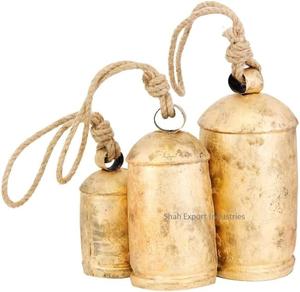 Campanas de vaca de Metal Shabby Chic con acabado dorado antiguo Tema rústico Cuerda de yute Colgante Decoración navideña Técnica plateada - Product Image 2