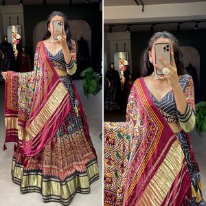 นี่คือ lehenga Silk gajji lehenga ที่มีชีวิตชีวาที่สุดในสีต่างๆที่เราเคยคิดขึ้นมาซึ่งจะทำให้คุณสามารถใช้งานได้ - Product Image 6