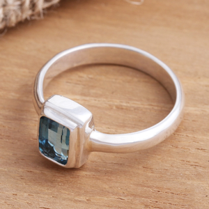 Bague minimaliste en argent sterling 925 à facettes Rectangle bleu topaze Unique à la mode cadeau de saint valentin pour chrétien - Product Image 6