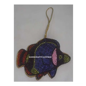 X-mas-árbol colgante para decoración del hogar, forma de pez antiguo, diseño bordado Zari para regalar, ornamento de Navidad - Product Image 1