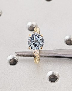 Bague de promesse aigue-marine bague ronde de laboratoire aigue-marine bague à trois pierres bague en argent 925 plaqué or 14 carats design - Product Image 2