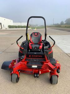 Tondeuse autoportée à braquage zéro Master 2000 Série 60 – 77292 Rouge, pour la coupe de l'herbe et le débroussaillage de jardin - Product Image 1