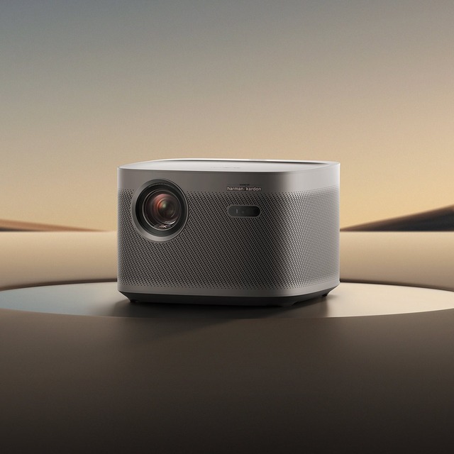 XGIMI H6 4K LED Smart Projector 1400 CVIA Lumens Auto Keystone for Portable HDMI2.1 Home Theater