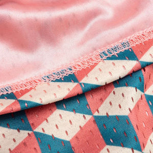 Shorts de plage décontractés en maille à motif uni personnalisé pour adultes, couleur personnalisée, taille élastique, séchage rapide, 100% polyester, vêtements d'entraînement - Product Image 3