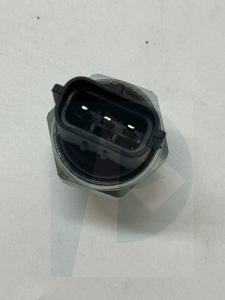 อะไหล่รถขุด KM25-E32 เซ็นเซอร์แรงดันต่ำ สภาพใหม่ ใช้สำหรับ SY135/SY215/SY235/SY365 รวมมอเตอร์ปั๊ม รับประกัน 3 เดือน - Product Image 3
