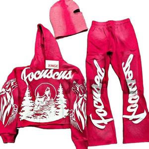 Conjunto de chándal de streetwear de peso pesado con logo digital personalizado, sudadera con capucha con cremallera y pantalones jogger acampanados holgados para hombre - Product Image 1