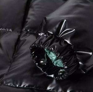 Vente en gros de doudoune d'hiver en satin avec logo personnalisé brillant premium doudounes grande taille veste chaude veste d'hiver hommes couleur unie hommes - Product Image 4