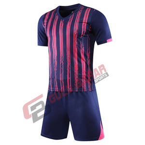 เสื้อฟุตบอลแบบแห้งเร็ว ระบายอากาศได้ดี ผลิตตามสั่ง ปี 2026 ผลิตจากโพลีเอสเตอร์ 100% พิมพ์ลายแบบซับลิเมชั่น พร้อมพิมพ์ชื่อทีม - Product Image 5