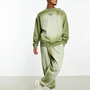 Conjunto Deportivo de Invierno con Estampado Tie-Dye de Último Diseño, Corte Regular, para Hombre, de Buena Calidad y Transpirable - Product Image 1