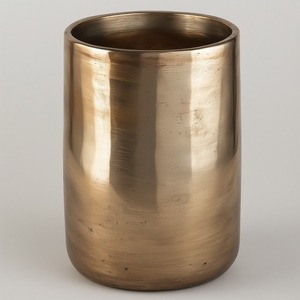 Hammered Gold Finish Iron Metal <b>Vase</b> With <b>Unique</b> Artistic Design Ideal For Banquets Parties And Wedding Decoration - Product Image 2